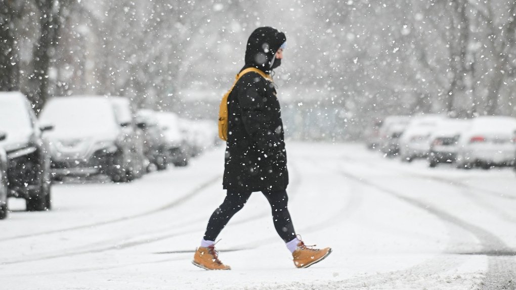 heavy snowfall in montreal 1 6783442 1708952189691
